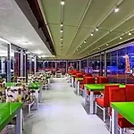 Sato Lara Hotel 2*