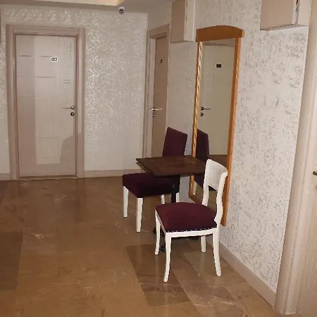 Hotel Sato Lara 2*